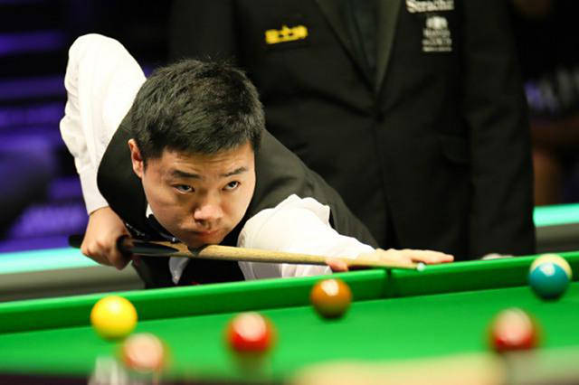 赛的激烈竞 赛的激烈竞